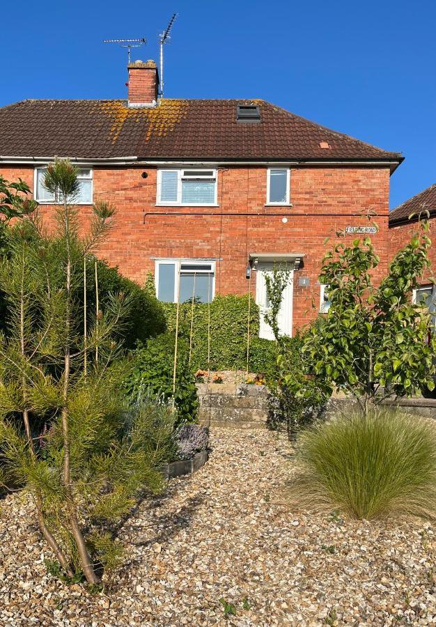 Red Brick House Apartment Yeovil Exterior photo